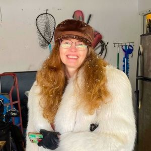 Meet your Posher, Teresa